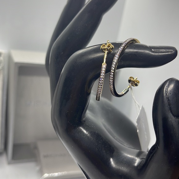 New Michael Kors  Pavé Tear-Shape Drop Earrings - Picture 10 of 10